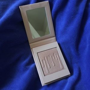 LIMITED EDITION KYLIGHTER